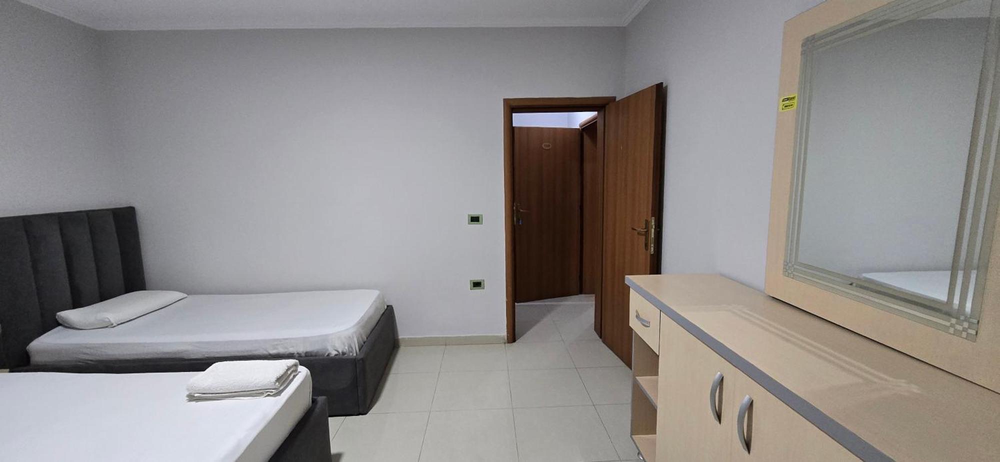 Koa Hotel Tirane Bagian luar foto