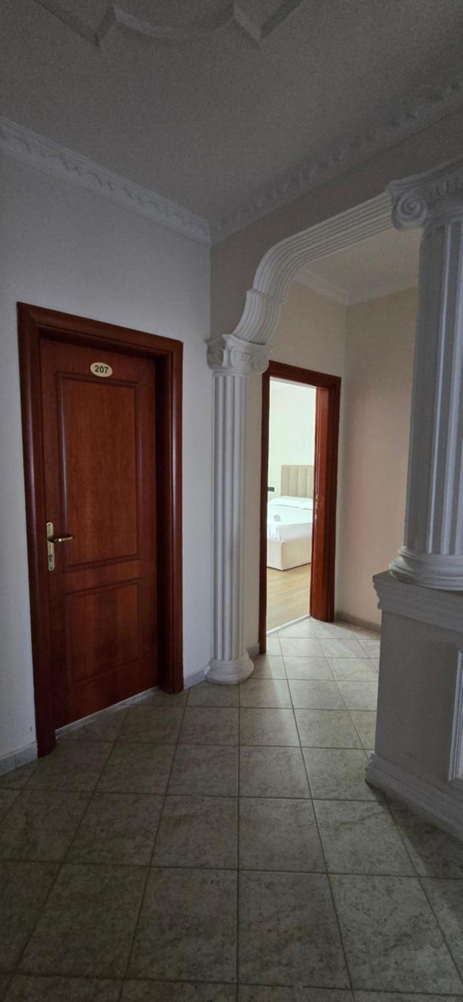 Koa Hotel Tirane Bagian luar foto